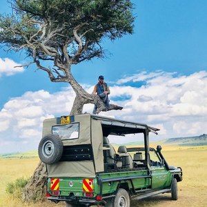 Meet your Posher, Gregory